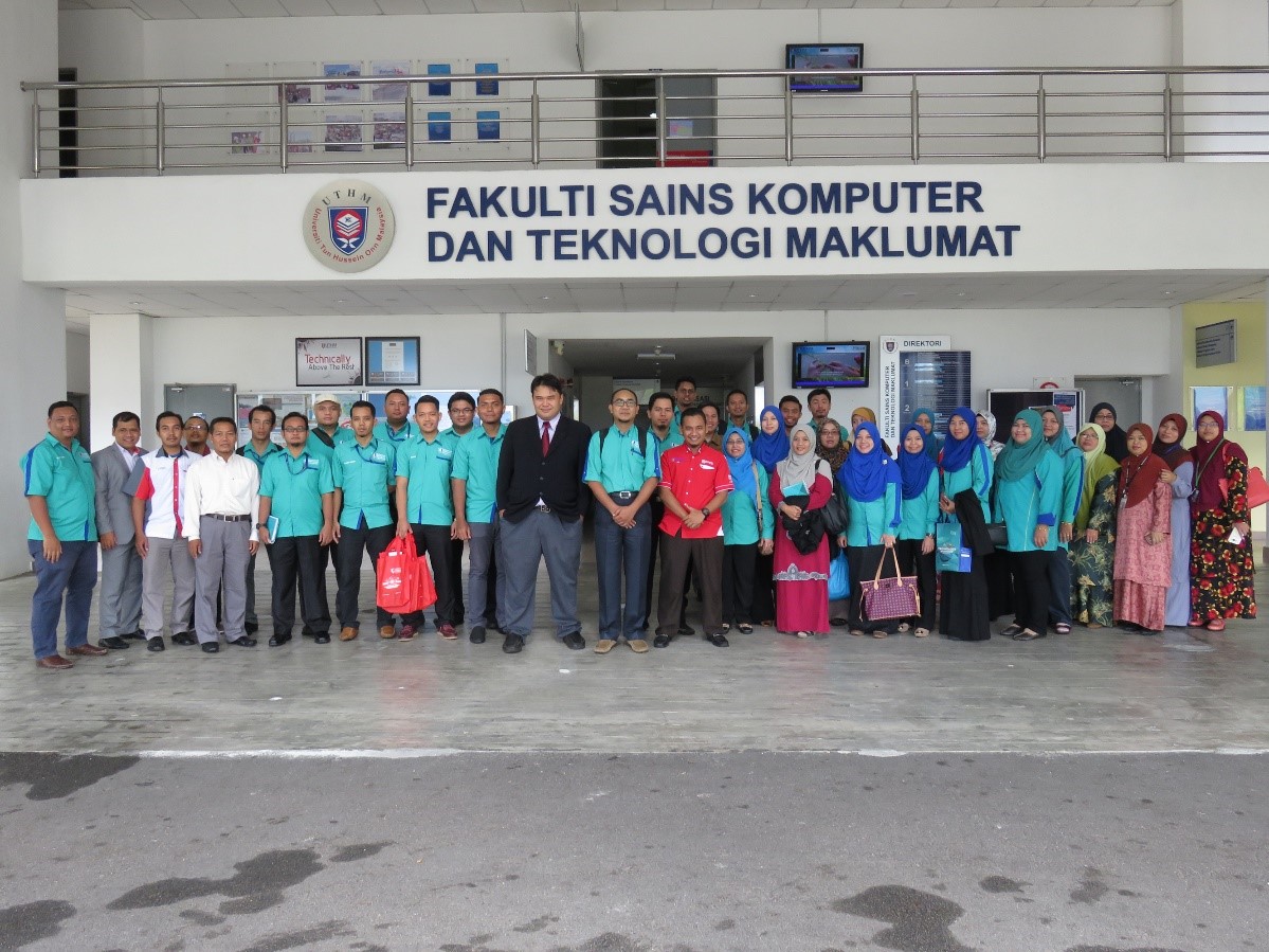 Lawatan Kerja Rasmi Pentadbiran dan Teknikal FSKKP ke UTHM & UTeM