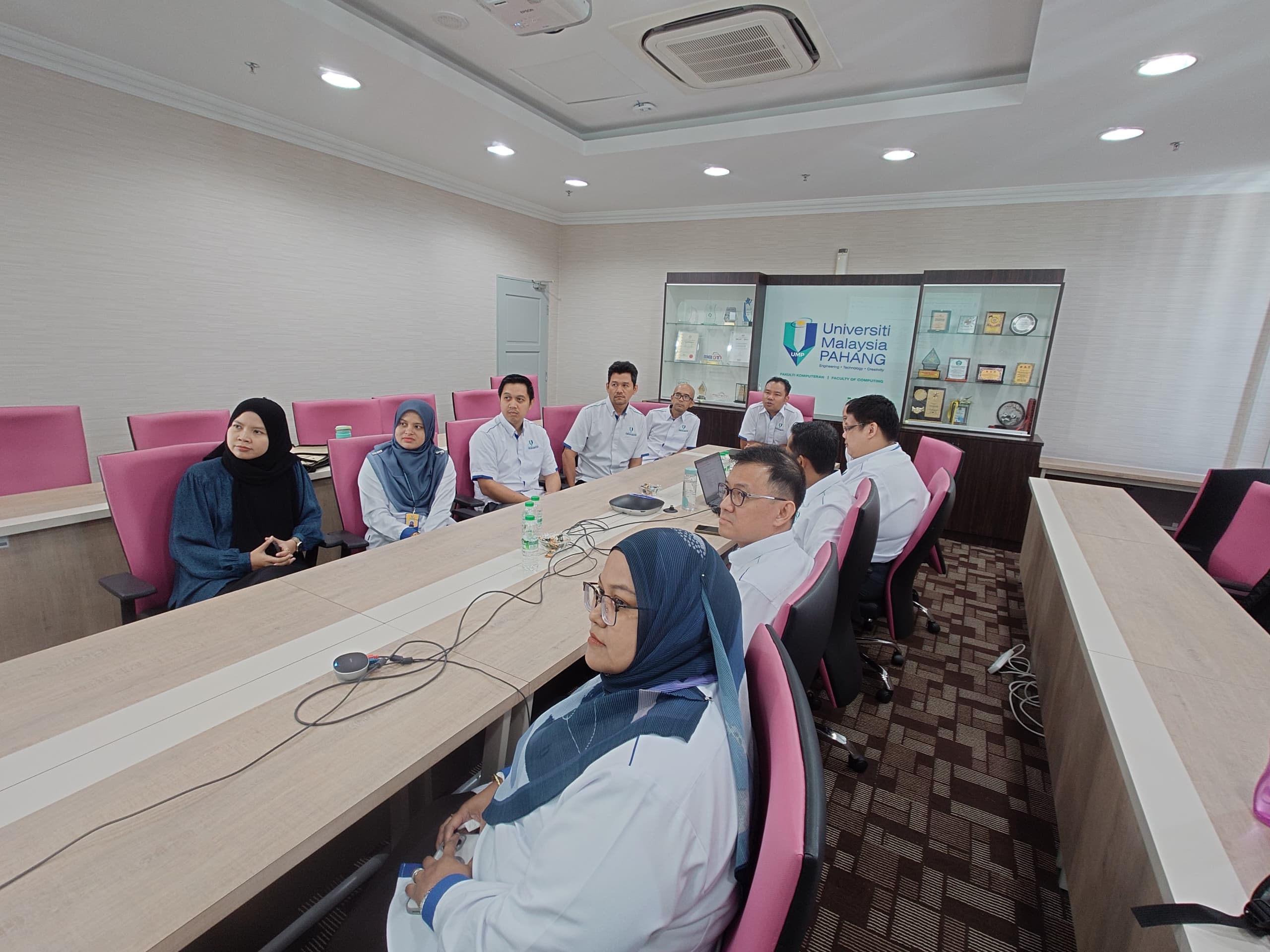 Sesi Penilaian Pembaharuan Status PDTI Fakulti Komputeran, UMPSA Berlangsung Lancar