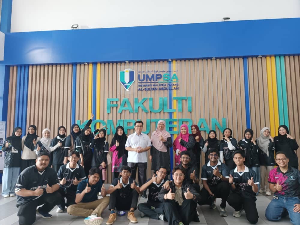 IMPACT 360 Perkasa Kemahiran Digital Pelajar Sekolah Melalui Pendedahan Kecerdasan Buatan dan Teknologi